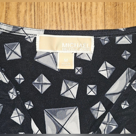 MICHAEL KORS | QAURTER ZIP STUDDED PRINTED V-NECK SHIRT DRESS - Picture 13 of 16